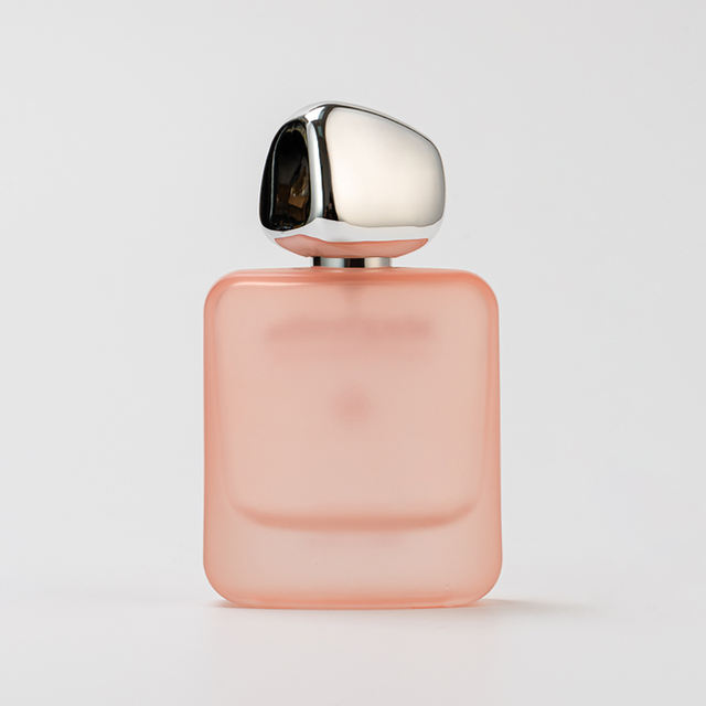 Home Decor Frosted Pink Glass Bottle Perfume Fragrance Bottle with Silver Lid