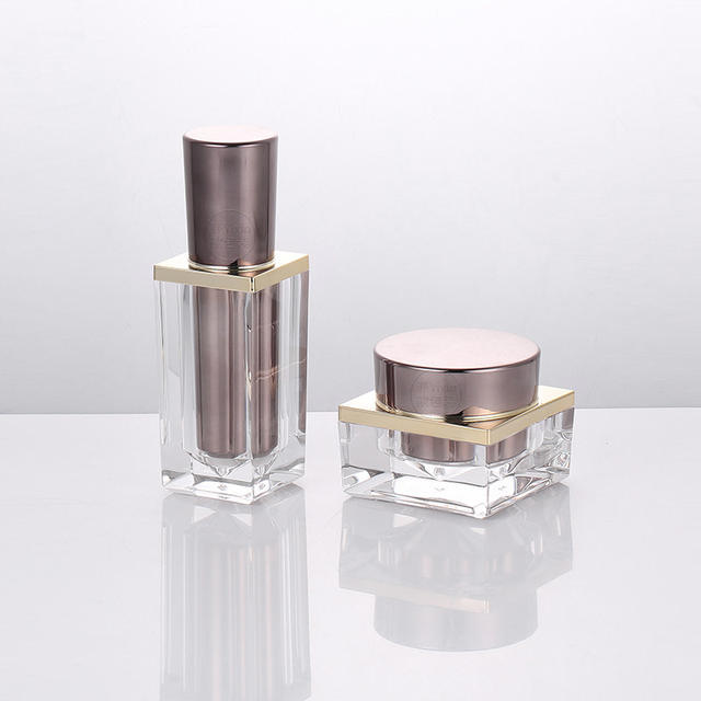 High-End 100ML Hydrating Lotion Pump Dispensing Bottle Set Pointed Bottom Square with Double-Layer for Essence for Face Cream
