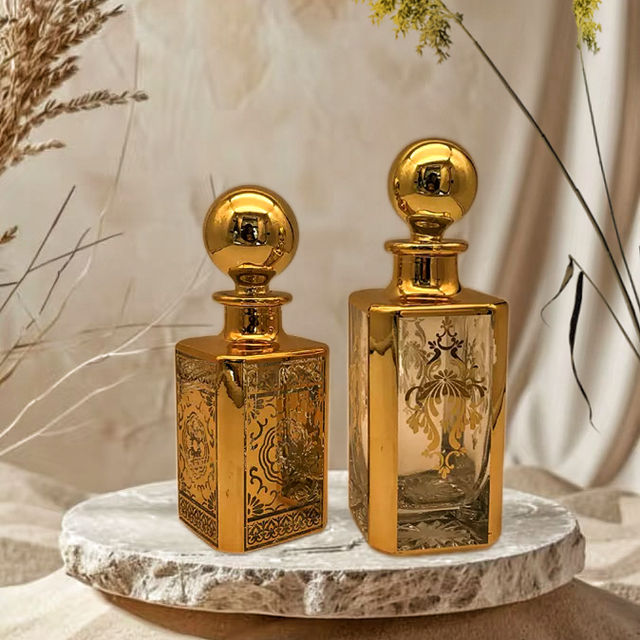 Bulk Wholesale Custom Logo 30ml Refillable Glass Perfume Bottle with Screw Cap for Travel Fragrance Packaging