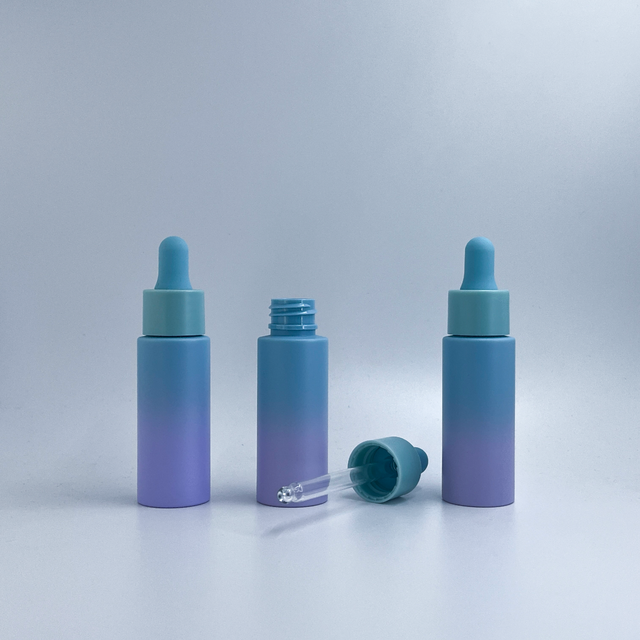 Gradient Color Cosmetic Serum Plastic Bottles 30ml 1oz Flat Shoulder Hair Face Essential Oil Dropper Bottle