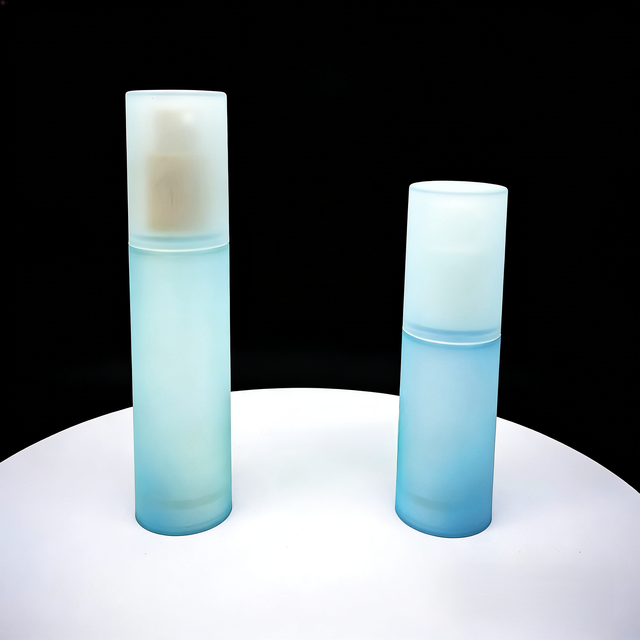 Custom PETG Gradient Airless Bottle | 30ml/50ml Pump Lotion & Serum Dispenser for Cosmetics