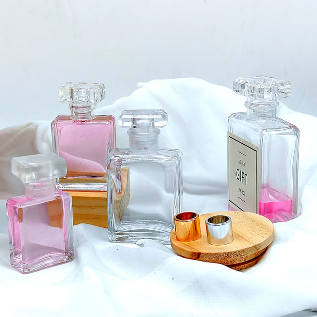Business Low Moq Glass Fragrance Bottle Empty Perfume Bottles 30ml 50ml 100ml Perfume Bottle With Box Packaging