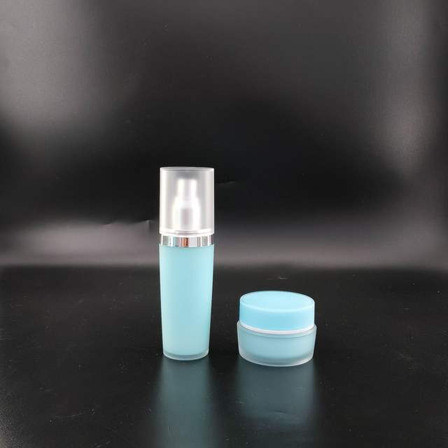 Own Factory 1-3.3oz Acrylic Frosted Lotion Serum Spray Bottle Repackaging Bottle Packaging Material Custom LOGO China Model